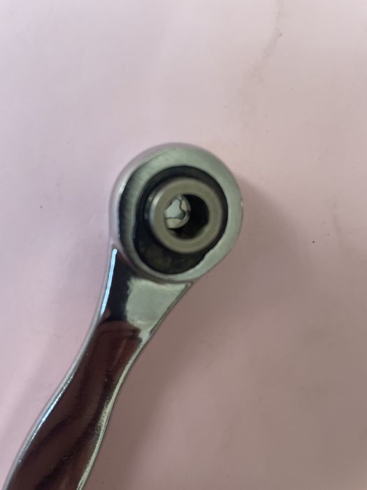 Вороток реверсний Міні трещотка 1/4 72 зубцева