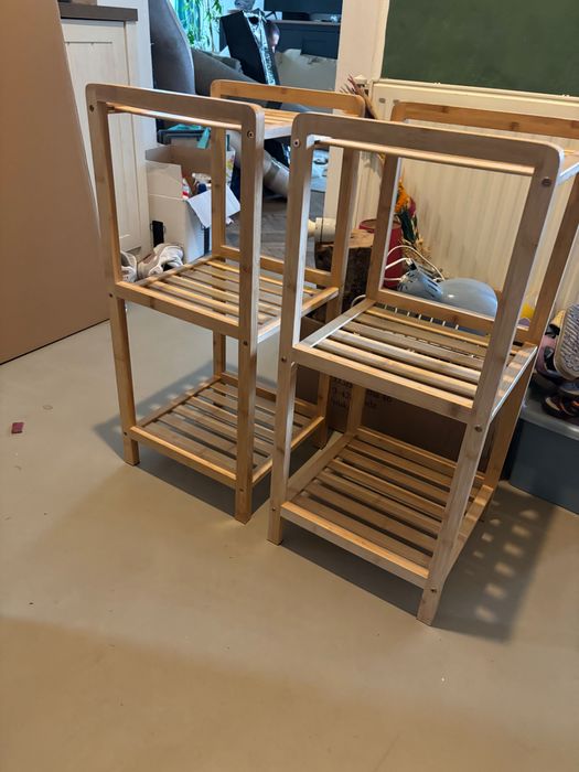 Regały drewniane dwa male