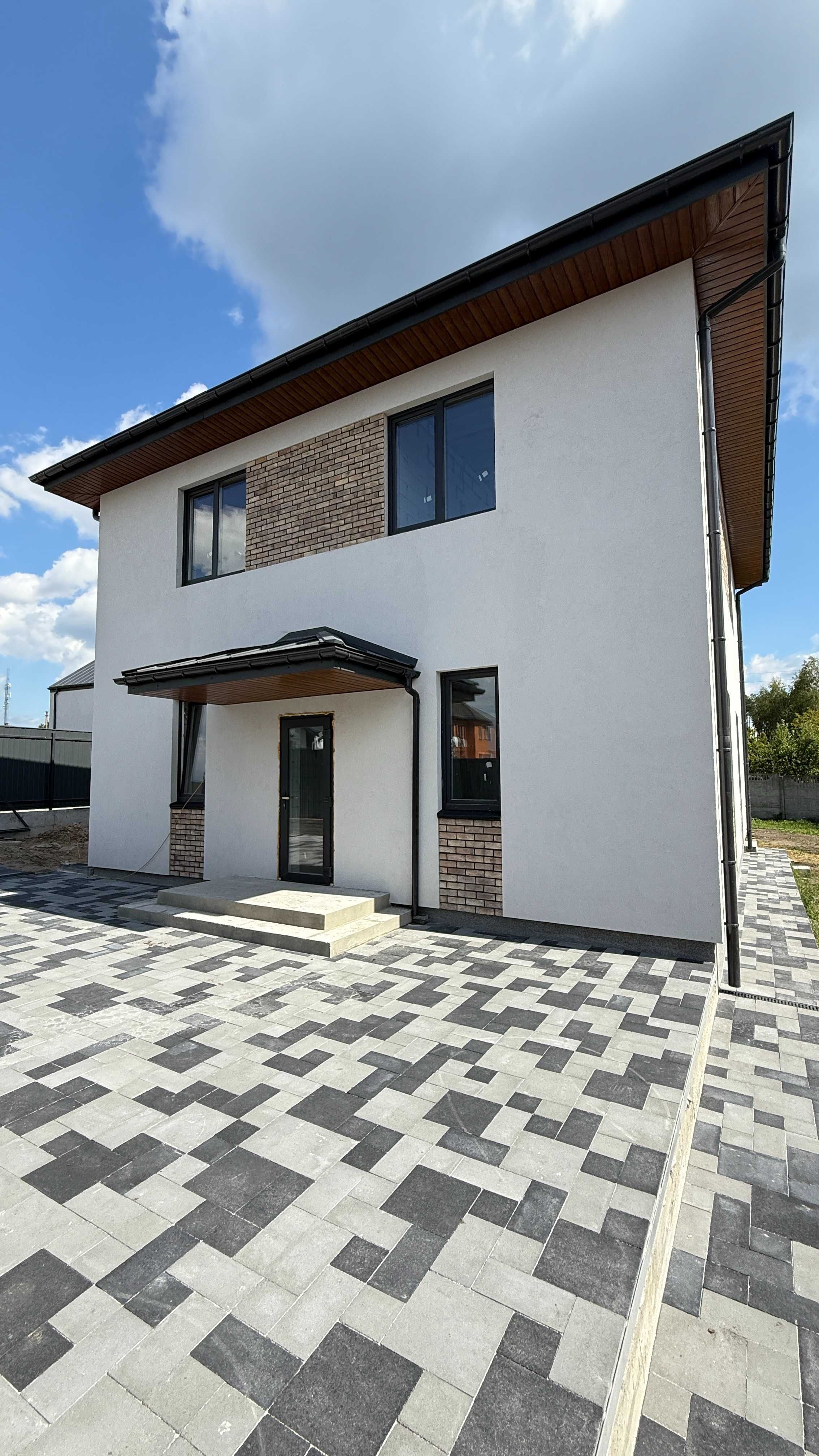 Продаж 2-пов. будинку 160м2 в с.Віта-Поштова, 9км. від Києва (9 соток)
