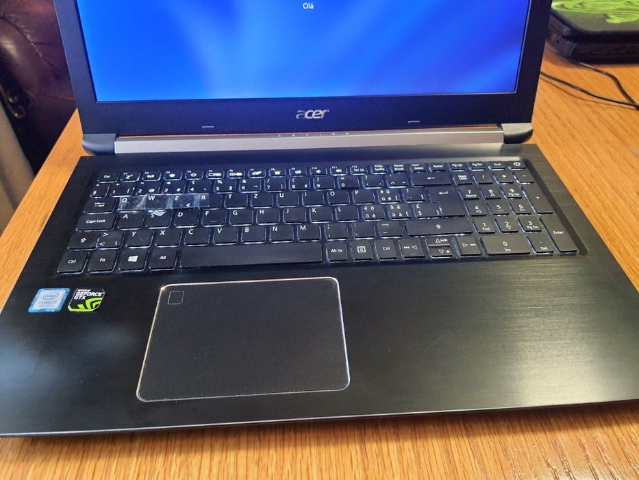 Acer aspire 7 A715-72 série I7 8Gen Gtx 1050
