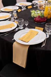 Serwetka złota weselna na stół na przyjęcie dekoracja wynajem