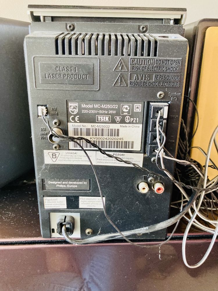 Mini wieża Philips MC-M250