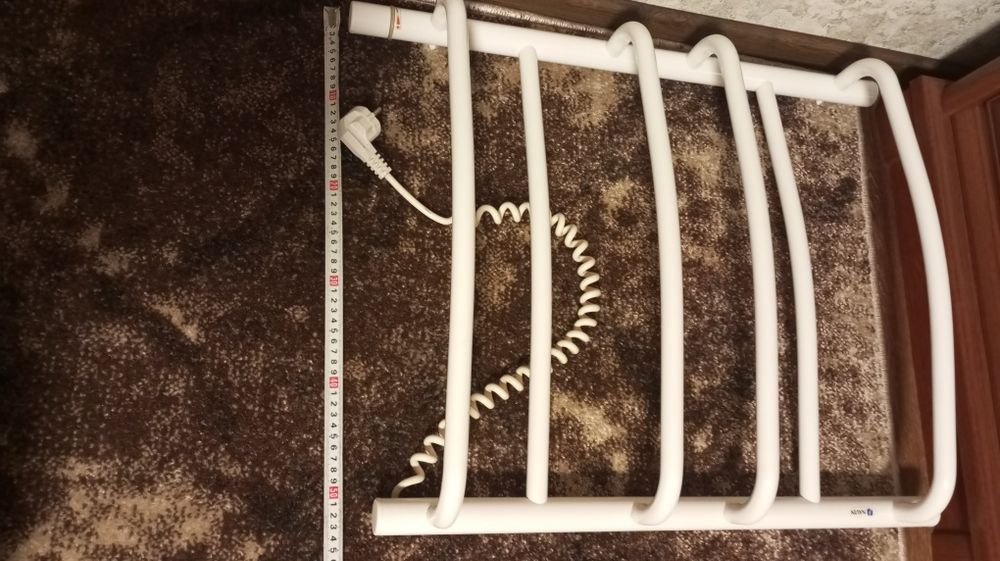 Продам нову рушникосушарку navin