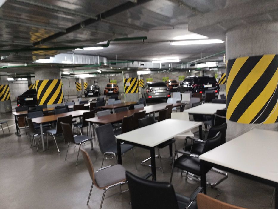 Мебльований офіс в БЦ преміум-класу, метро Звіринецька