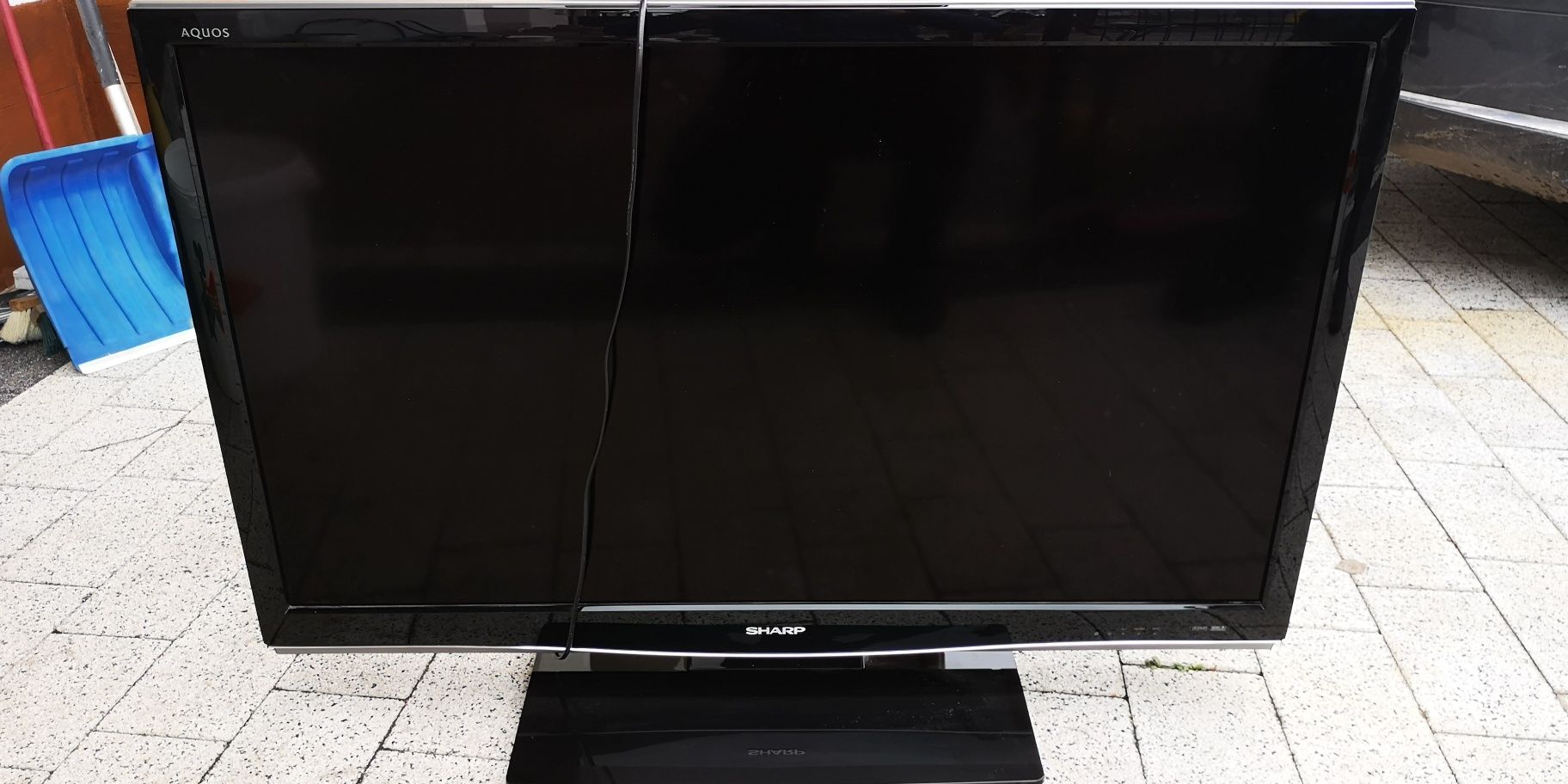 Telewizor Sharp  Aquos 46'' cali