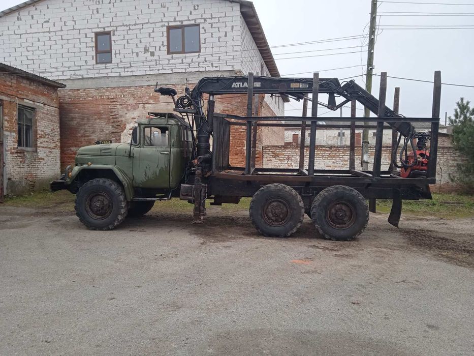 ЗИЛ 131 1984 з маніпулятором Атлас