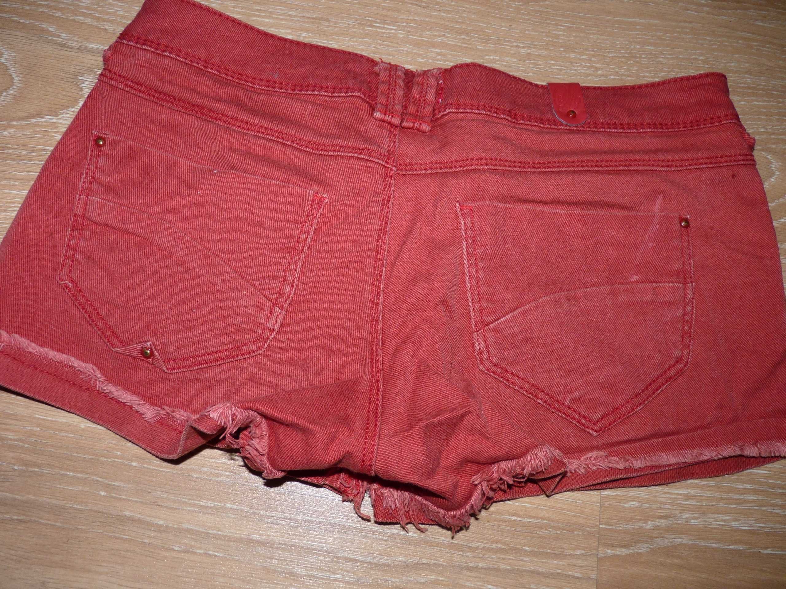 Calções Pull Bear n º 38  ideal para jovem /adolescente