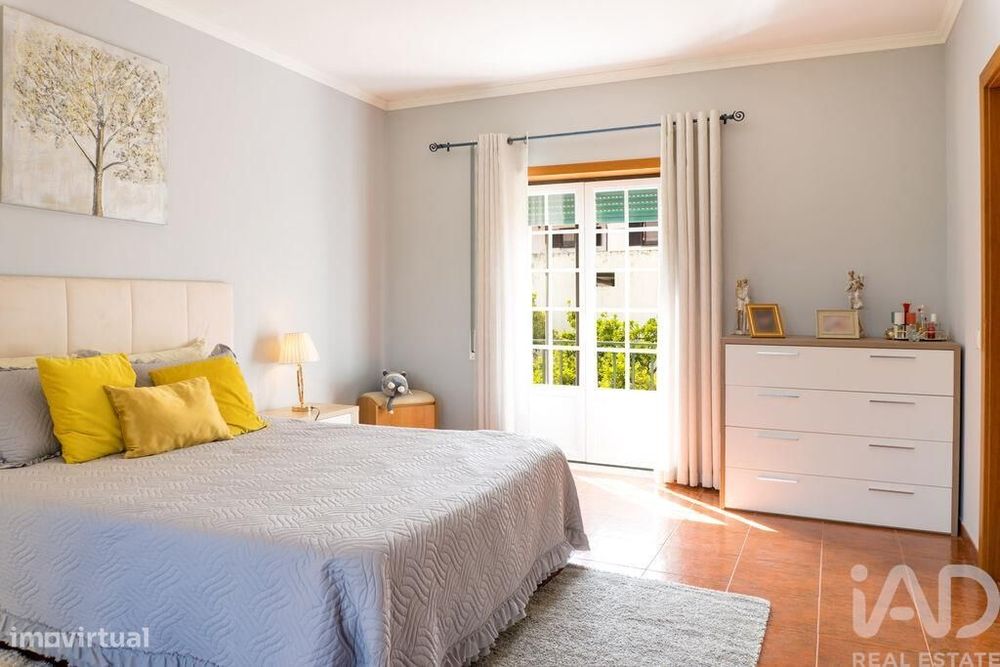 Casa / Villa T3 em Cadaval e Pêro Moniz de 244,00 m2