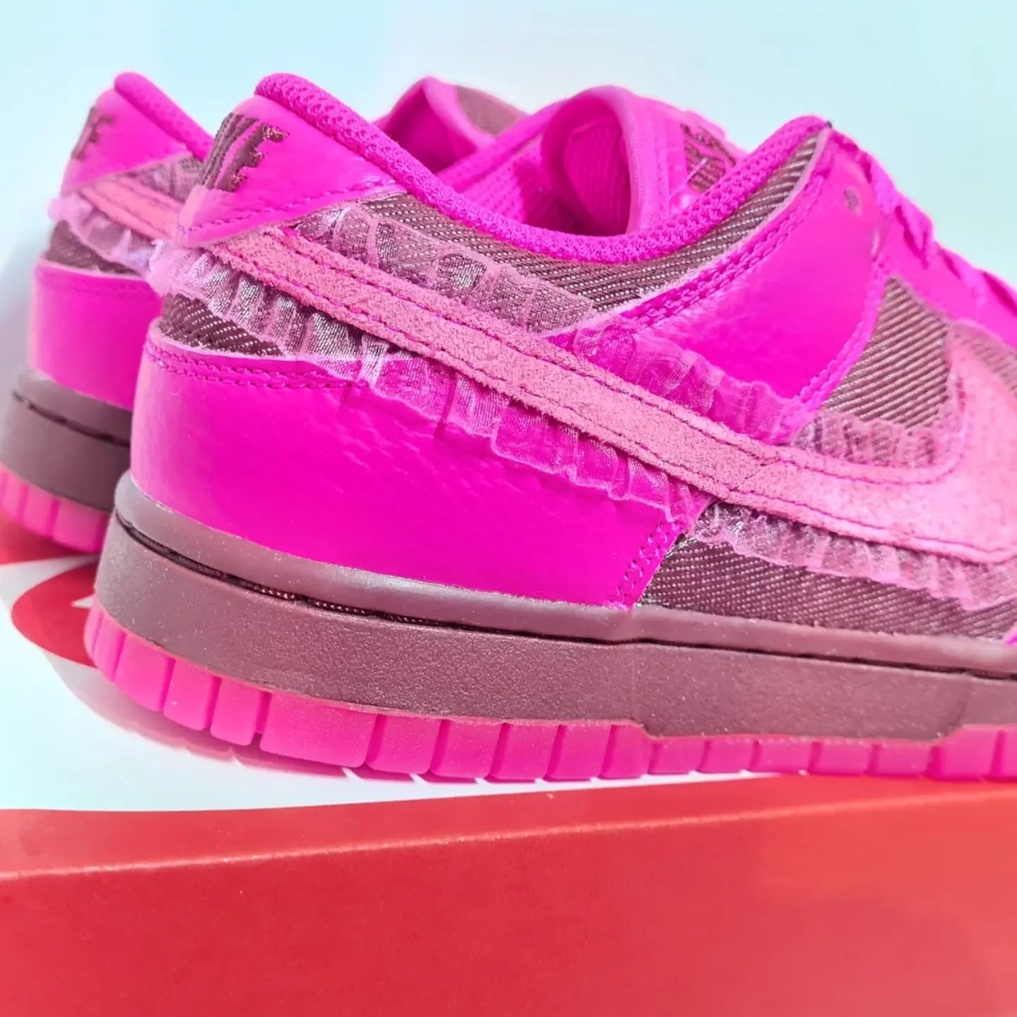 Vendo Nike Dunk Low Valentine's Day 2022 para mulher Tamanho 38 novos