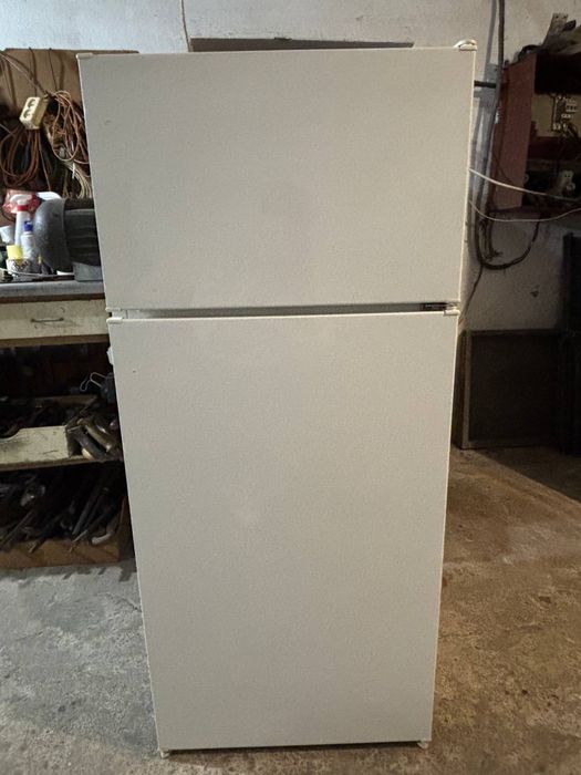 Продаю холодильник у відмінному стані / 5500 грн