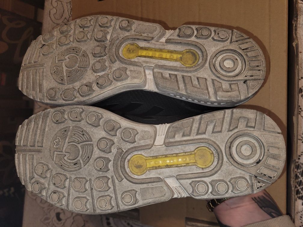 Buty Adidas

ZX FLUX