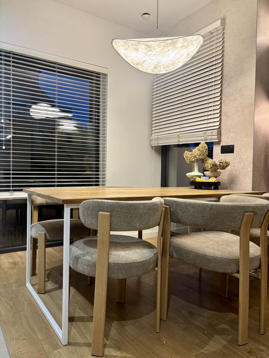 Stół z blatem drewnianym na białym stelażu 180 cm