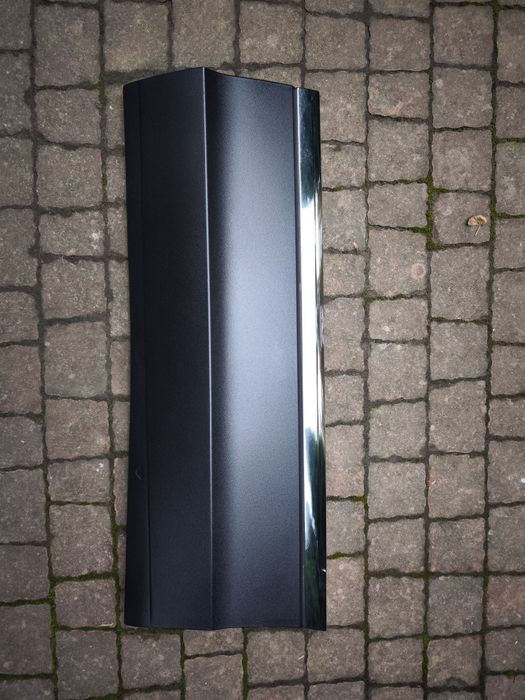 Накладка задньої лівої двері Volkswagen Tiguan Оригінал.