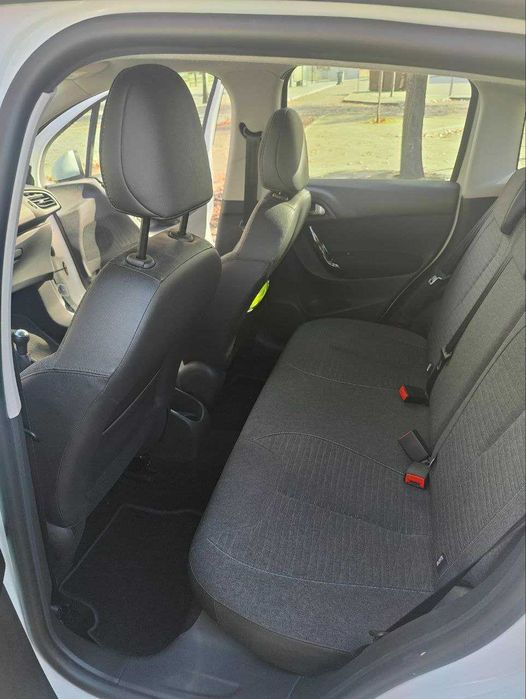 Citroën C3 1.2 PureTech 76000 km 03/2017 82cv Sensores Cruise Control