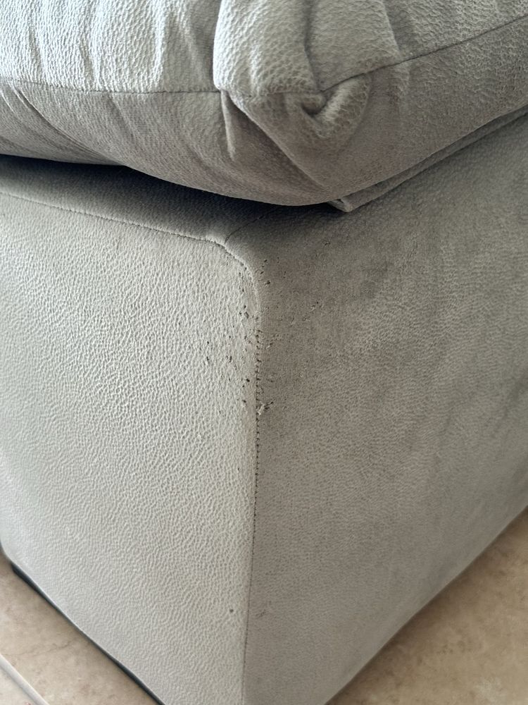 Sofá com chaise longue