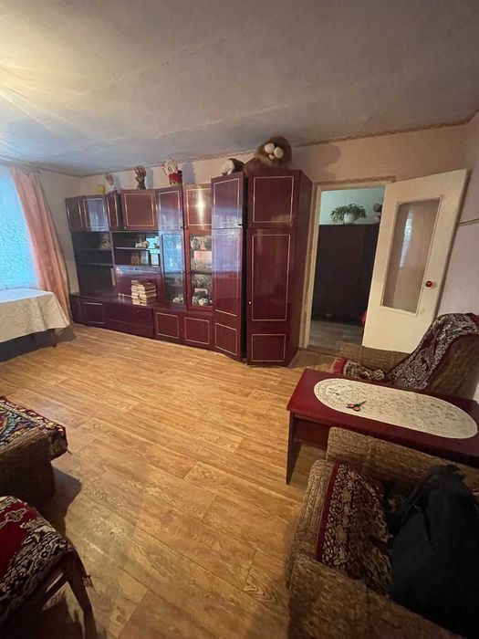 Доступне житло на Виставці – затишна 2-кімнатна квартира!