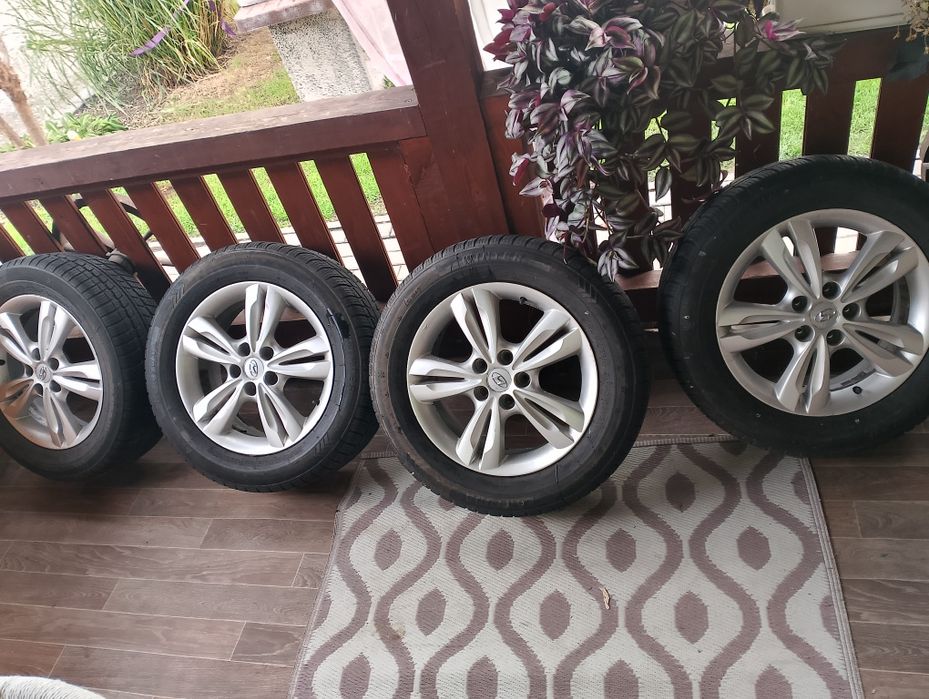 Hyundai Tucson ix35 alufelgi i opony 225/60 R17