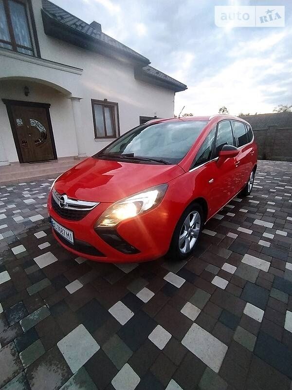OPEL Zafira продам 2012 Дизель 2.0