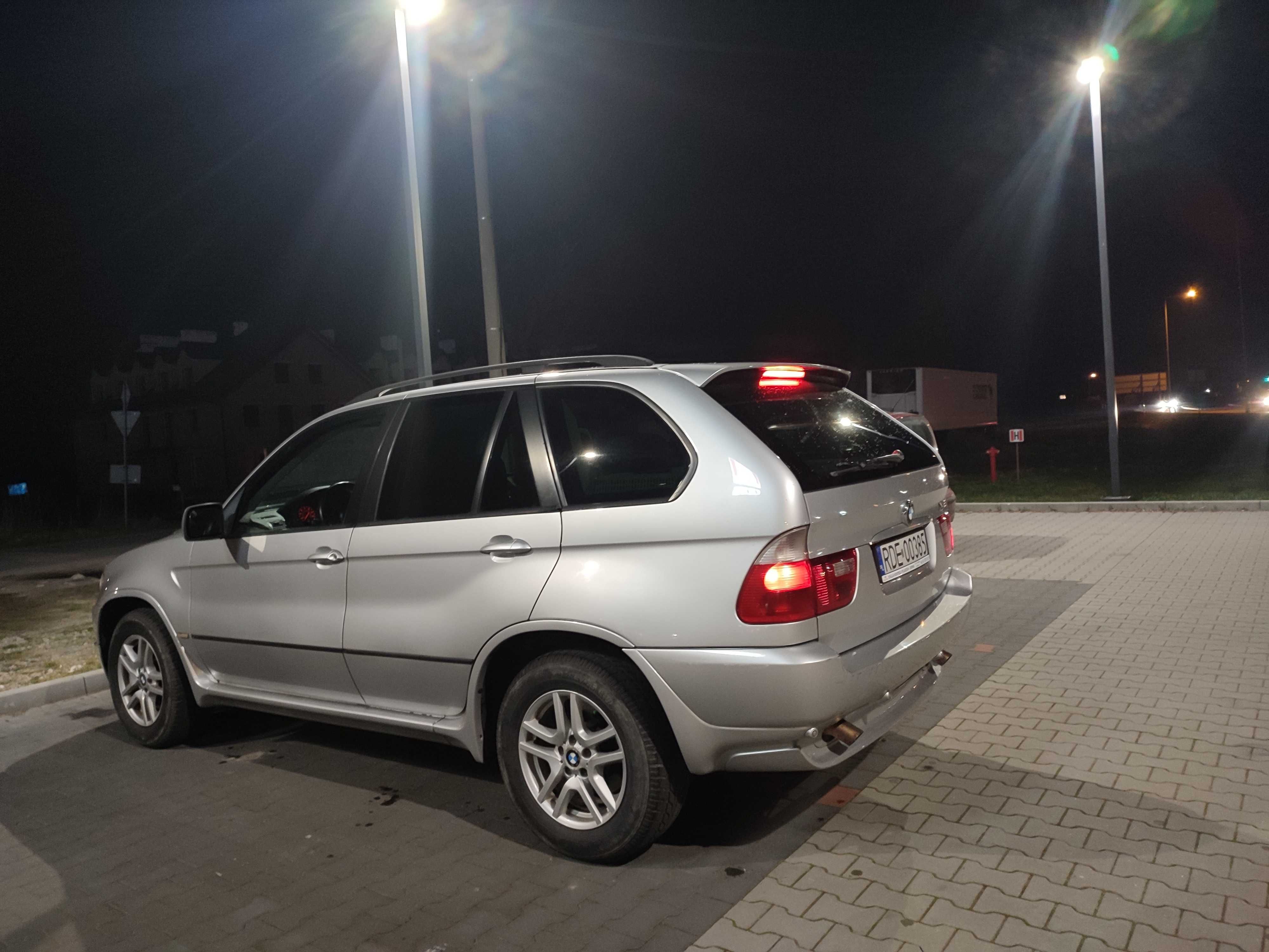 Samochód BMW X5 E53