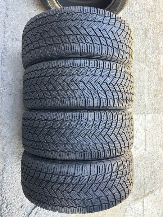 235/45R18 Michelin X-Ice Snow 4шт 2022рік
