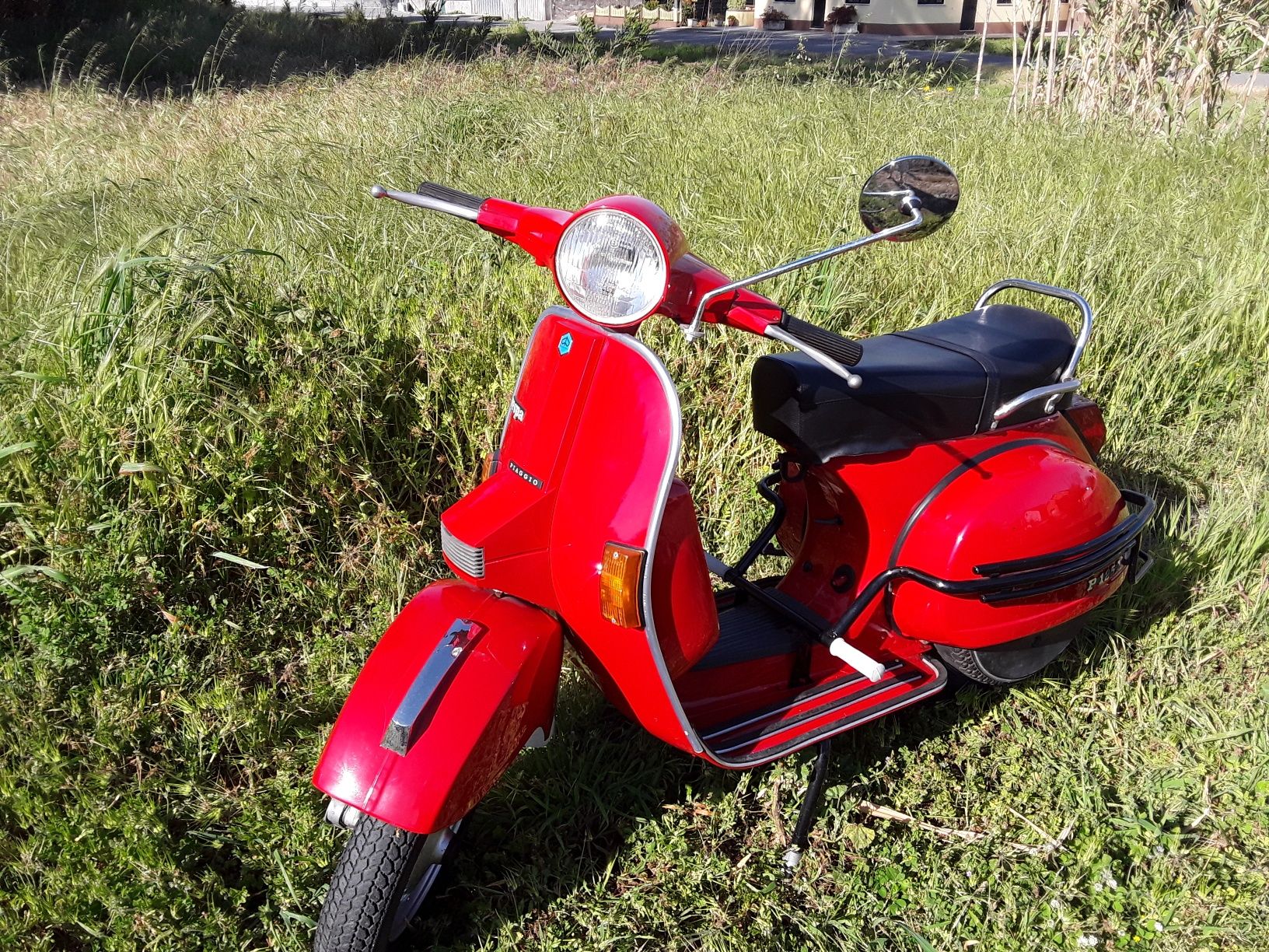 Vespa px 125 muito boa.