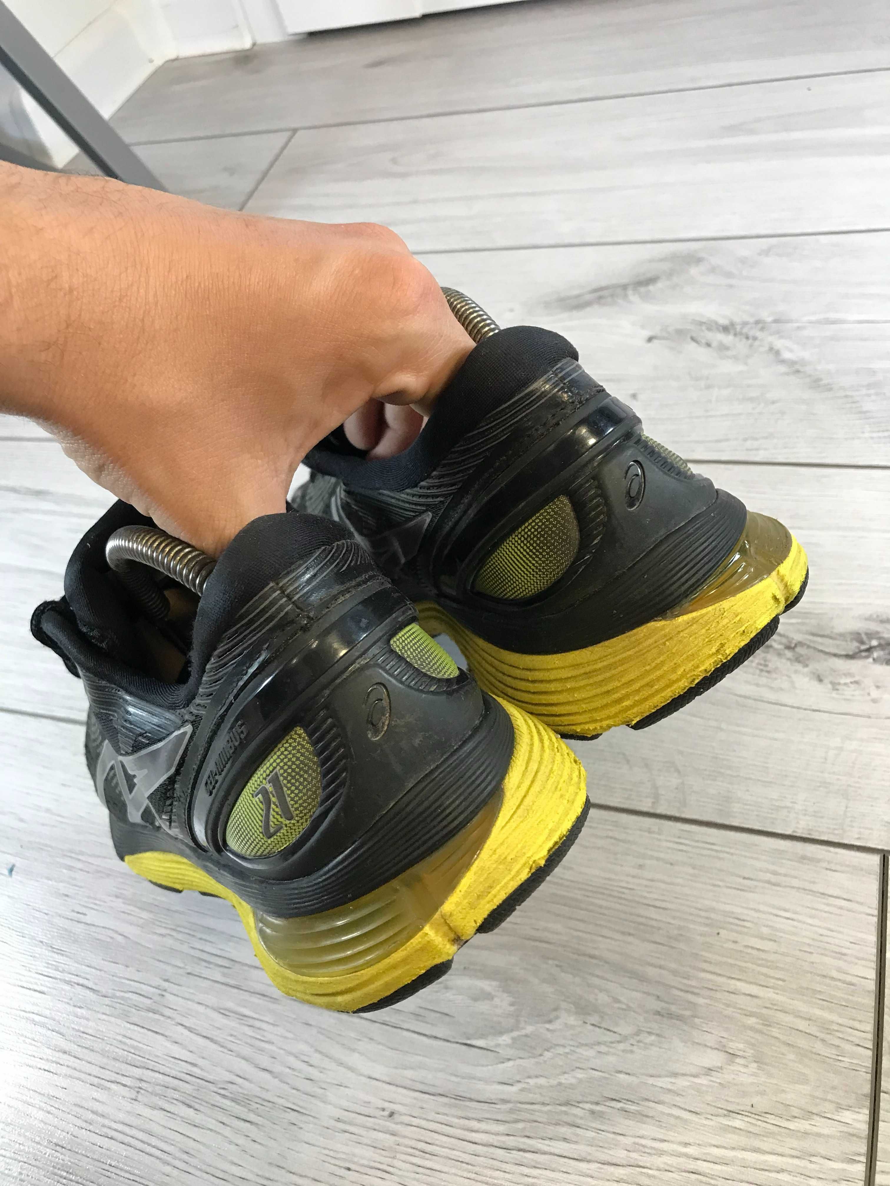 Buty ASICS Gel-Nimbus 21 rozm. 44