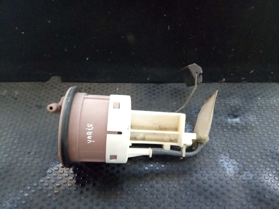 Boia combustível TOYOTA Yaris (_P1_)