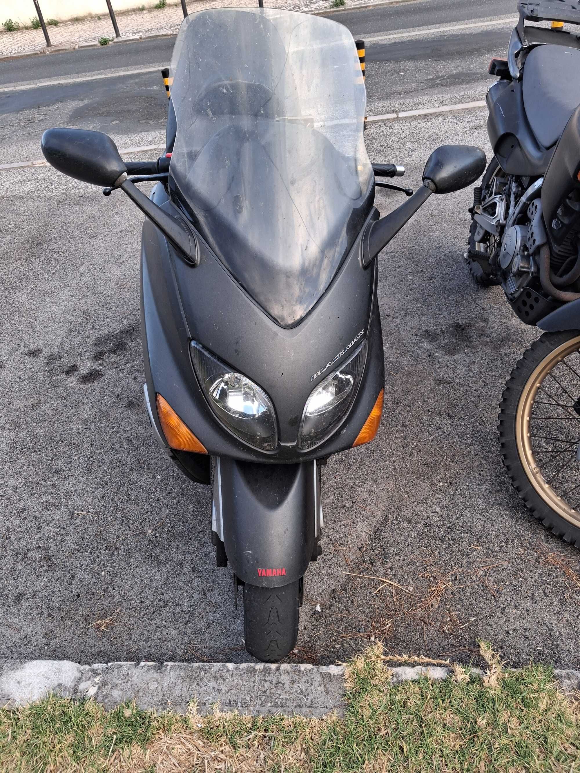 Yamaha Tmax 500 black max