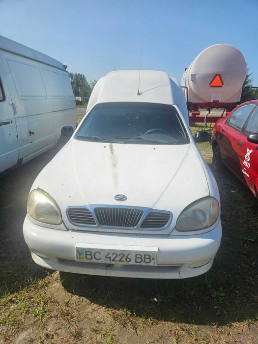 Автомобіль ЗАЗ-TF558P