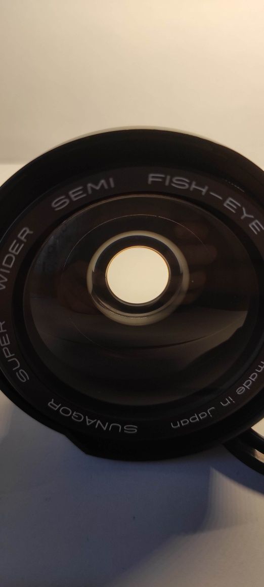 Конверсійна ширококутна насадка (на об'єктиви ) Sunagor Semi Fisheye.