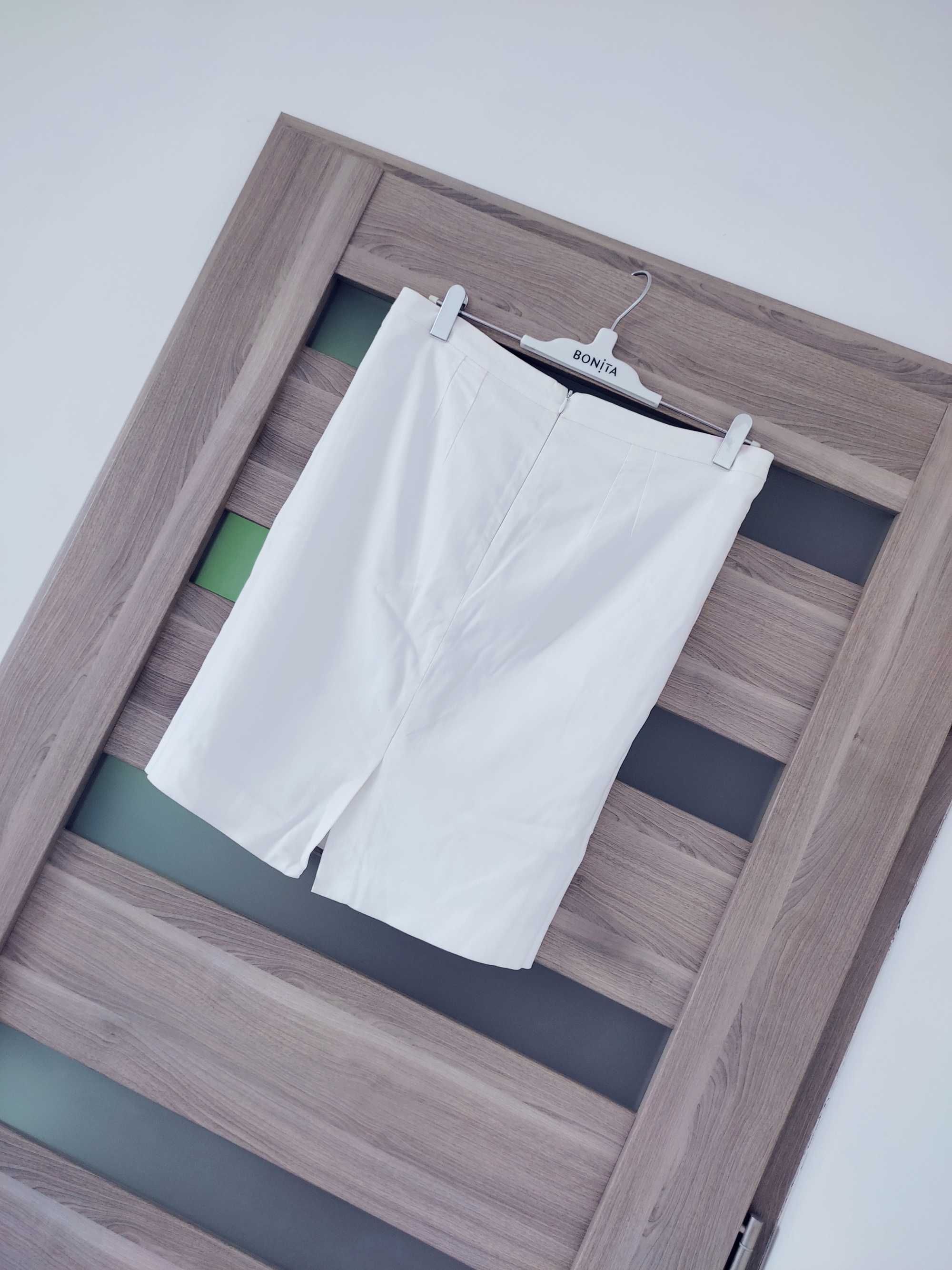 Biała elegancka spódnica ze złotym akcentem Reserved roz XL