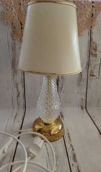 Lampka stołowa, podstawa w kolorze złota, noga kryształowa