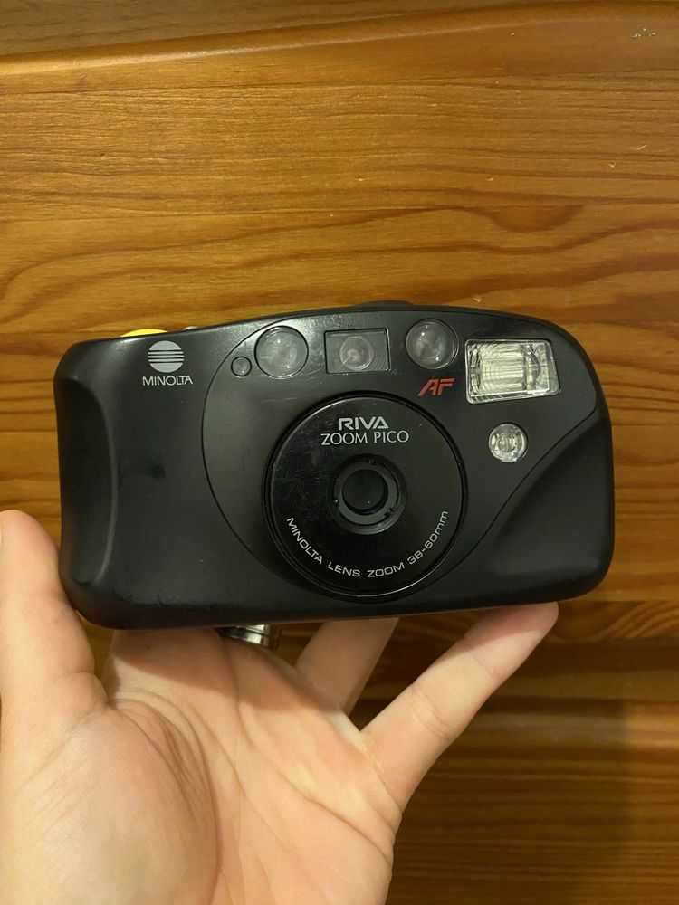 Minolta Riva Zoom Pico AF