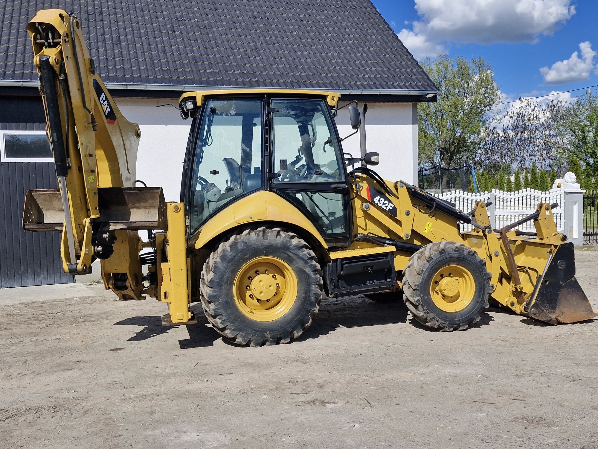 Koparko ładowarka Cat 432F