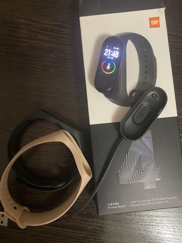 Mi smart Band 4 (фитнес-трекер)