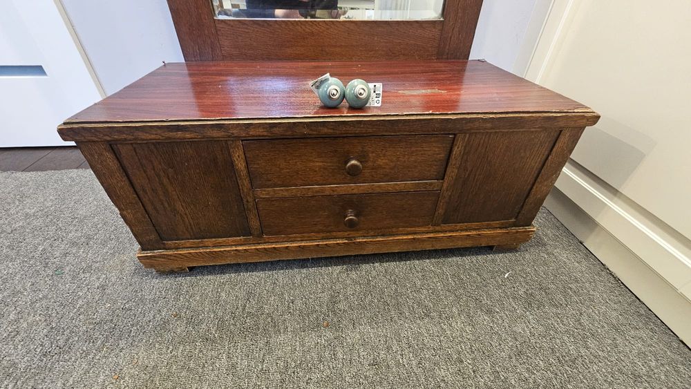 Tremo toaletka PRL vintage lustro kryształowe