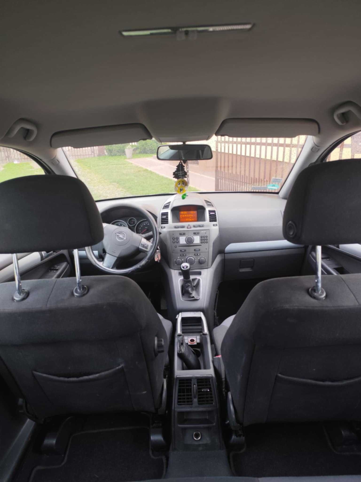 Opel Zafira B 7-os. 2007 1.8 140km