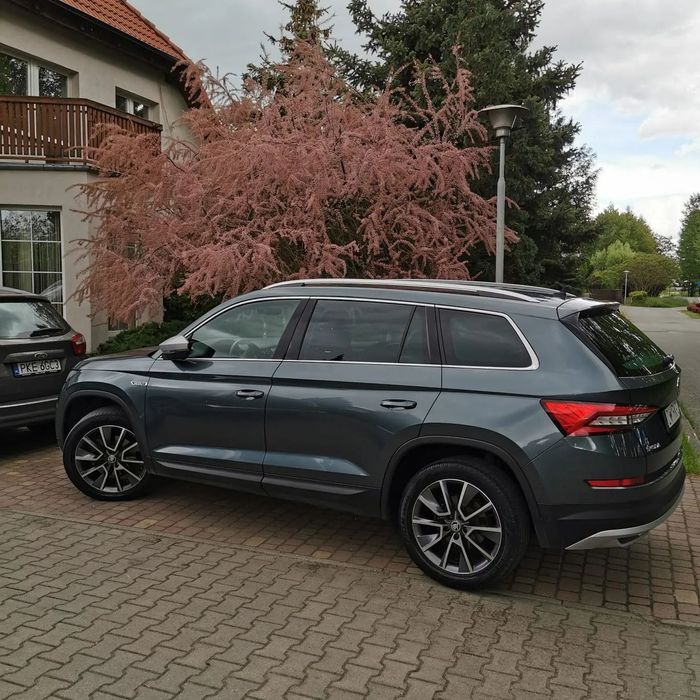Skoda Kodiaq Skoda Kodiaq Scout 4X4 180KM Manual HAK 360 Salon PL FV