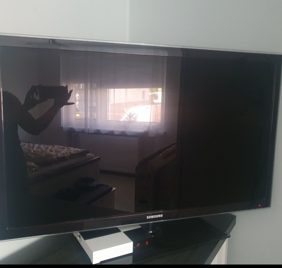 Telewizor samsung 42 cale+pilot