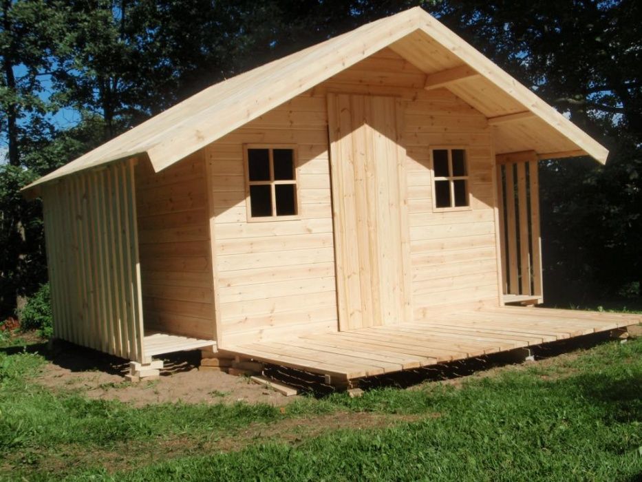 Domek drewniany 4m x 2,5m (taras oraz 2 drewutnie)