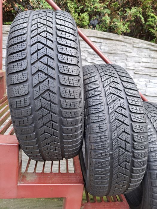 4 Opony zimowe 225/40 R19 Pirelli Montaż i wyważanie Gratis!