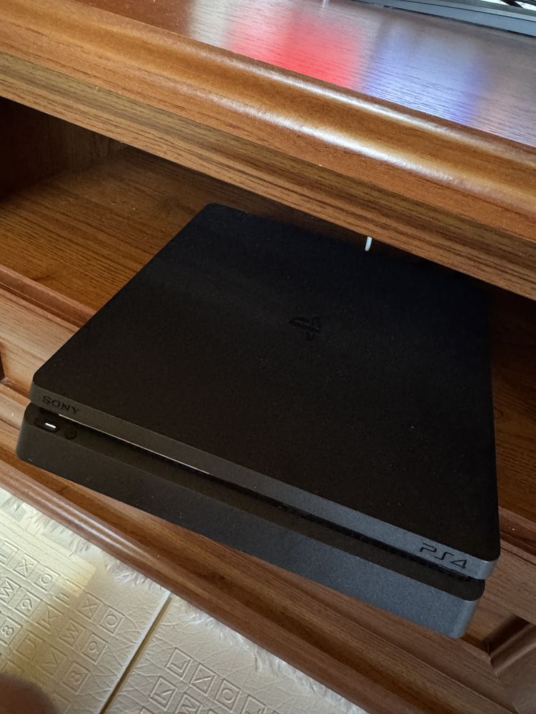 ps4 +2 джойстики + акаунт