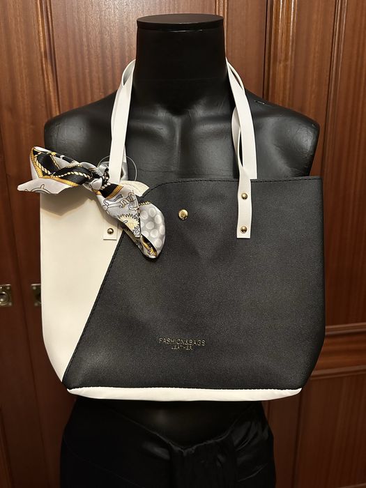 Mala preta e bege em pele verdadeira, nova