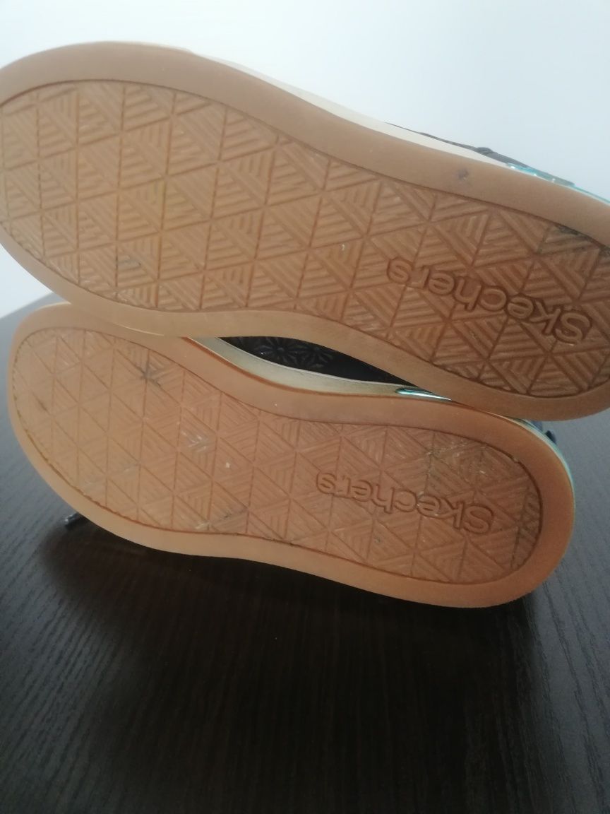 Buty dziewczęce Skechers