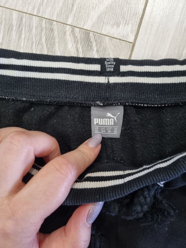 Спортивные штаны puma  размер 164