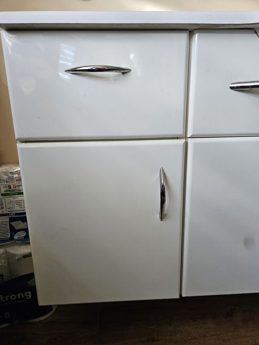 Zestaw mebli łazienkowych 140cm Komplet Szafka Umywalka Lustro Słupek