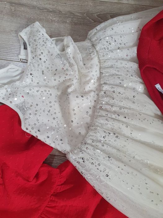 Zestaw ubranek na święta 128 7szt