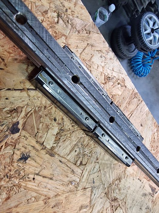 Prowadnica liniowa THK SR25