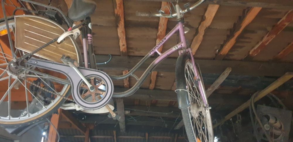 Rower Herkules brak silnika spalinowego.