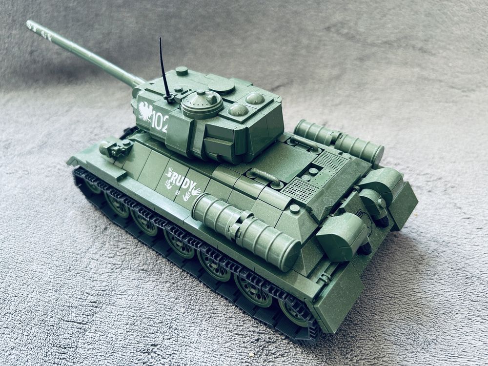 Klocki Cobi 2486 czołg T34/85 Rudy 102 cobiJ45